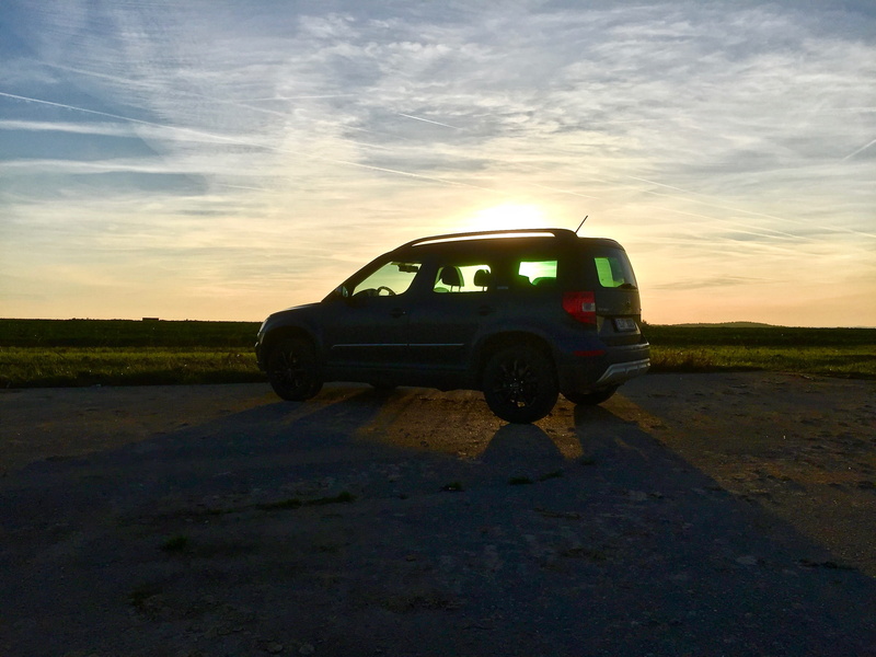škoda, sunset, mode of transportation, suv, transportation, cloud - sky, dark, landscape, no people, beauty in nature, nature, stationary, yeti, 4x4, outdoors