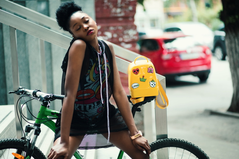 woman, photoshoot, lifestyles, person, car, facial expression, one person, young girl, wear, city, women fashion, road, fashion, vehicles, daylight, 5K