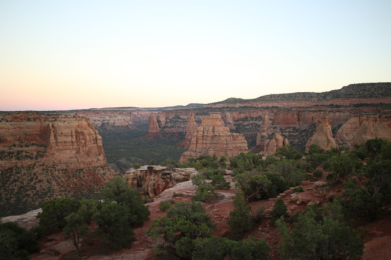 5K, outdoors, national monument, no people, united states, sandstone, climate, semi-arid, non-urban scene, sky, formation, fruita, rock formation, plant