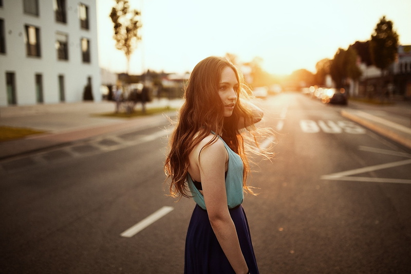city life, casual clothing, adult, symbol, André Josselin, outdoors, city, one person, wavy hair, architecture, road, standing, sky, 1080P, young adult