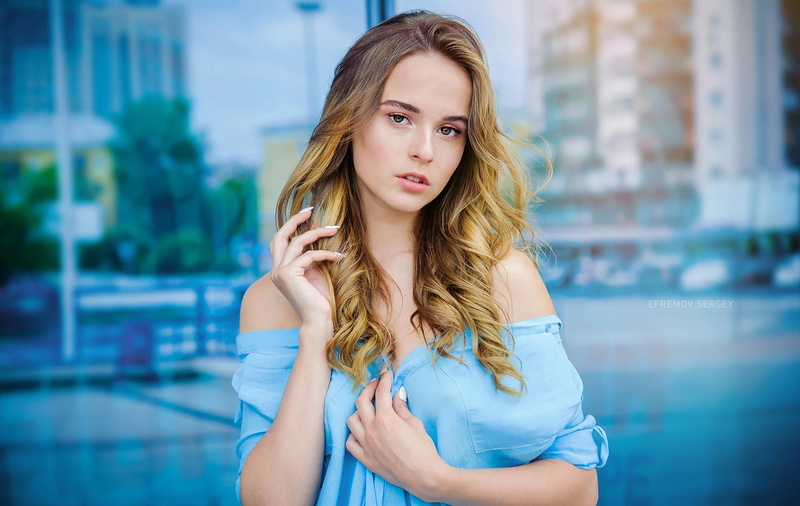 portrait, Ombre Hair, 1080P, blue, Sergey Efremov, model, blonde, women, blue clothes, white nails, touching hair, blue clothing