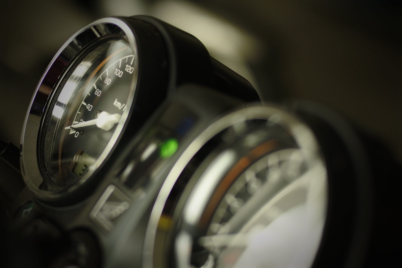 number, reflection, watch, stopwatch, clock, hornet, steel, 5K, time, selective focus, focus on foreground, engine mounting, luxury, no people, speed