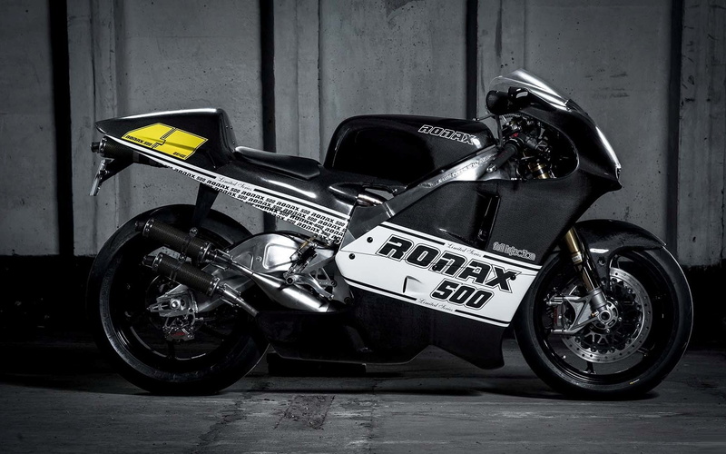 2014, Motorcycles, garage, car, outdoors, parking, chrome, white, retro styled, no people, land vehicle, stationary, bike, sports, scooter, motor scooter