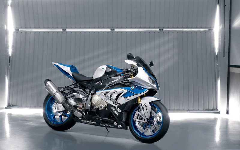blue, absence, bike, land vehicle, sports, parking, horses, wheel, motorcycle, mode of transportation, 2013, day, transportation, BMW, wall - building feature