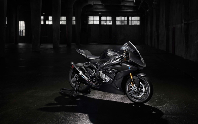 motorcycle, no people, indoors, transportation, bicycle, building, built structure, architecture, mode of transportation, travel, land vehicle, architectural column