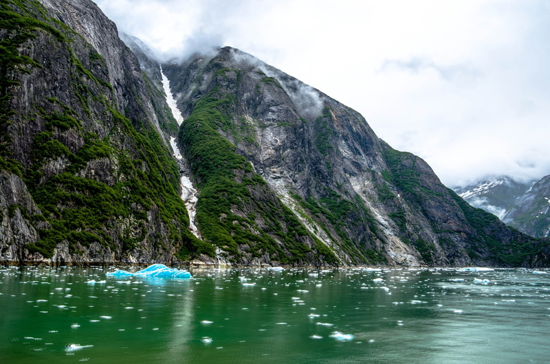 rock - object, no people, sky, non-urban scene, icy, scenic, lake, ocean, tranquil scene, mountain, landscape, body, alaska, 4K, environment, outside