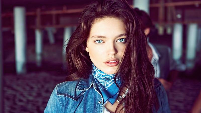 adult, beautiful woman, adolescence, front view, headshot, one person, leather, eye, women emily didonato, hairstyle, focus on foreground, hair, brown hair
