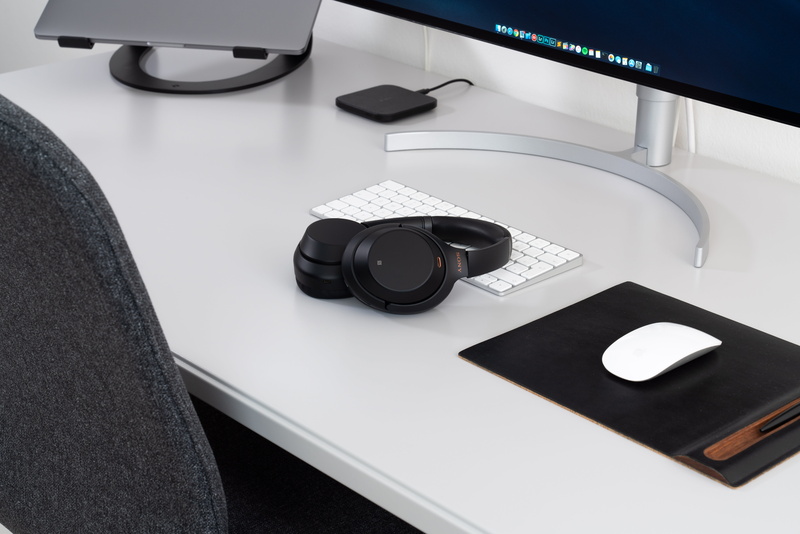5K, tabletop, computer keyboard, headphones, digital camera, paper, equipment, technology, keyboard, table, wireless technology, high angle view, listening
