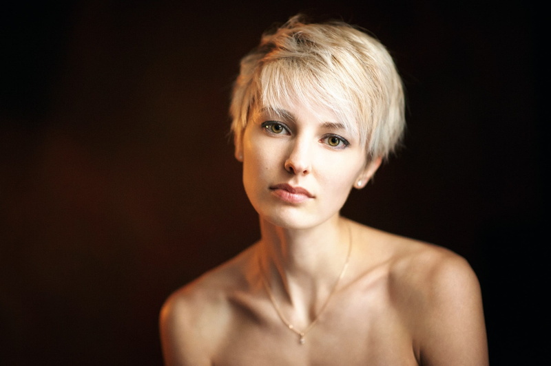 short hair, semi-dress, looking at viewer, blond hair, bangs, beauty, one person, front view, shirtless, headshot, contemplation, beautiful people, young adult