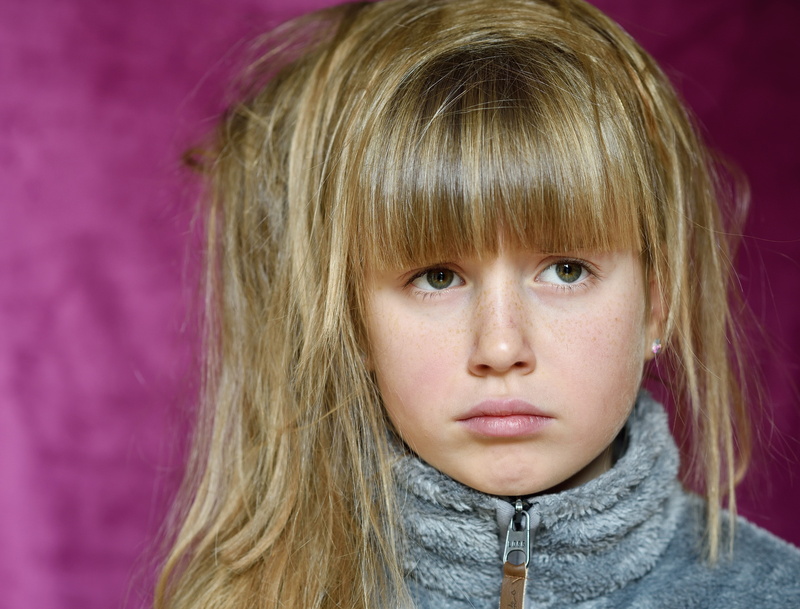 one person, lifestyles, headshot, indoors, colored background, 5K, expression, blond hair, girls, long hair, View, close-up, portrait, hairstyle, Face