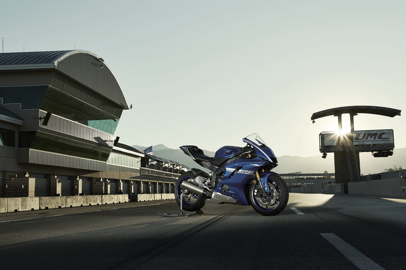 motor vehicle, built structure, 4K, nature, bikes, ride, street, day, architecture, sky, transportation, hd, clear sky, 4k, mode of transportation, building exterior