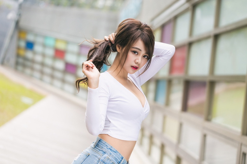 three quarter length, hair, casual clothing, young adult, portrait, beauty, beautiful woman, Sun Hui Tong, outdoors, hands in hair, women, hairstyle, adult