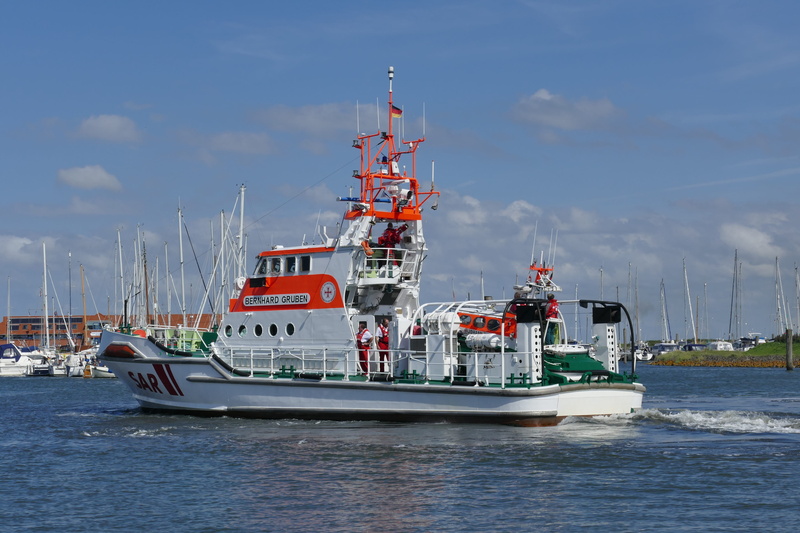 nautical vessel, north sea, harbor, waterfront, cloud - sky, sky, mode of transportation, sar, passenger craft, sailboat, lifeboat, built structure, 4K