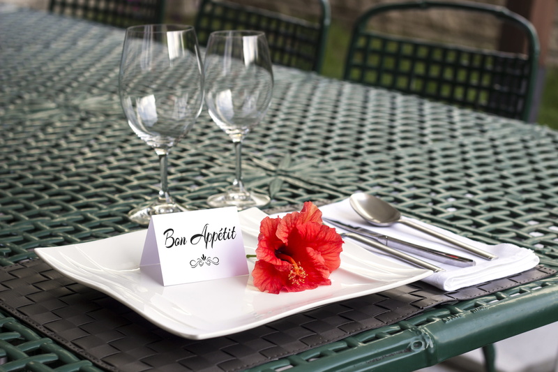 table, elegance, wedding, napkin, photo, focus, wineglass, freshness, banquet, fork, food, plate, still life, celebration, crockery, silverware, restaurant