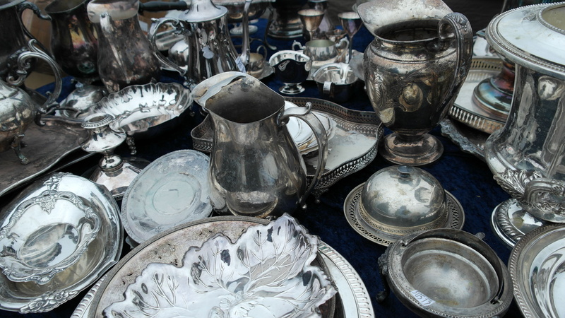 vases, top, market stall, full frame, choice, silver, high angle view, for sale, metal, abundance, flea market, arrangement, silver colored, business, shells