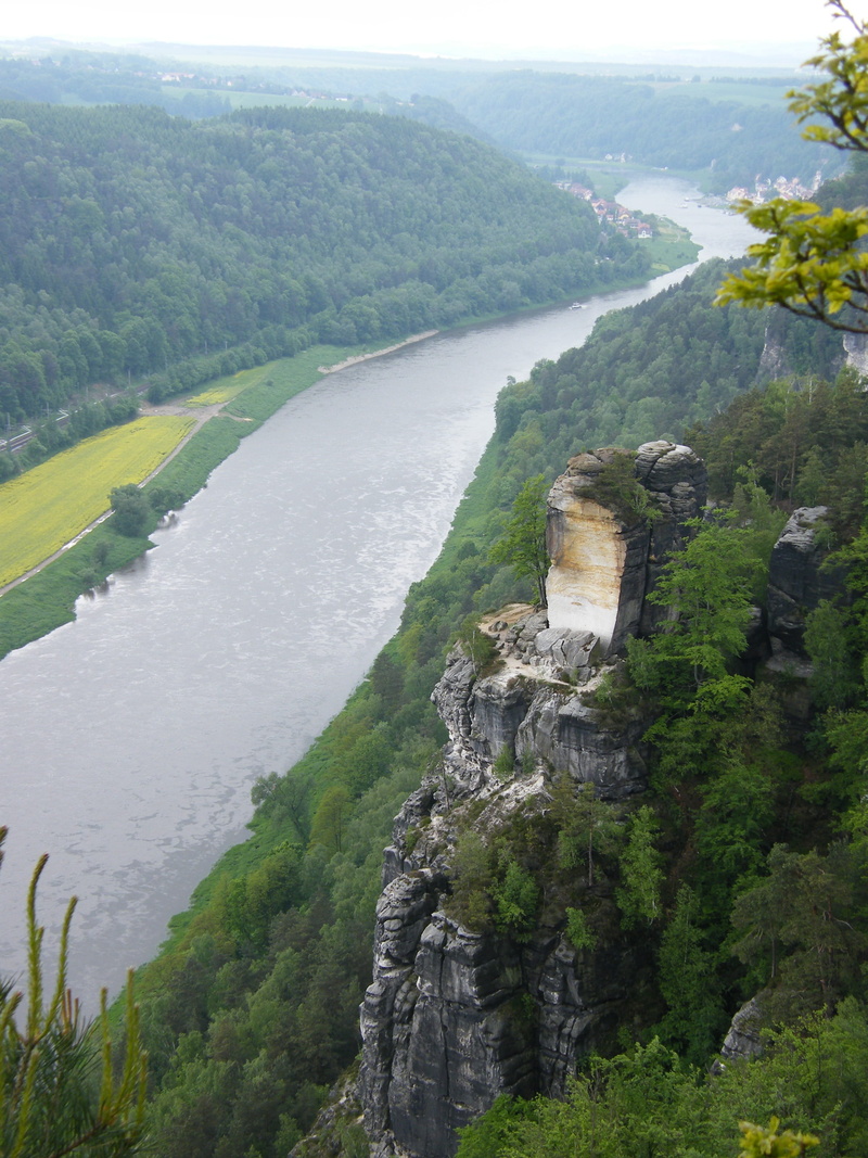 travel, high water, magdeburg, Schrammsteine, meissen, plant, wittenberg, scenics - nature, scenics, day, hamburg, green color, land, non-urban scene, water