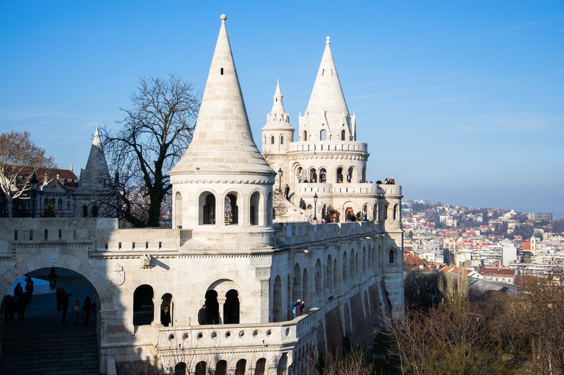 no people, concrete, threes, outdoors, white, city, landmark, church, built structure, blue, travel destinations, gothic style, building exterior, day