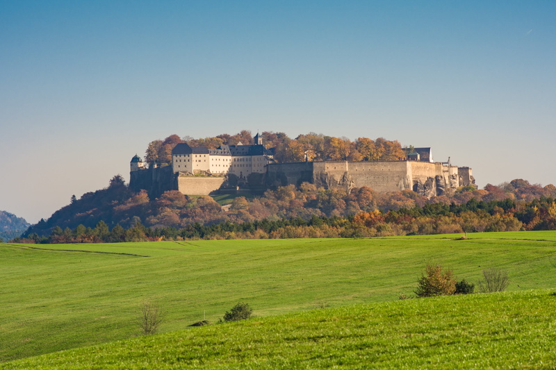 clear sky, building, historically, fortress, scenics - nature, sky, 5K, environment, elbe sandstone mountains, landscape, green color, fortress doncaster