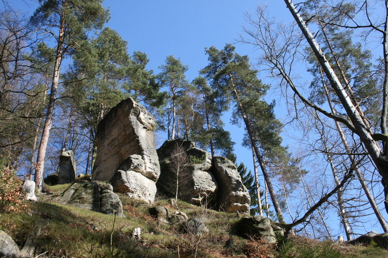 no people, hiking, high, landscape, history, rock - object, land, blue, tranquil scene, architecture, sky, beauty in nature, outdoors, mountain, elbe sandstone