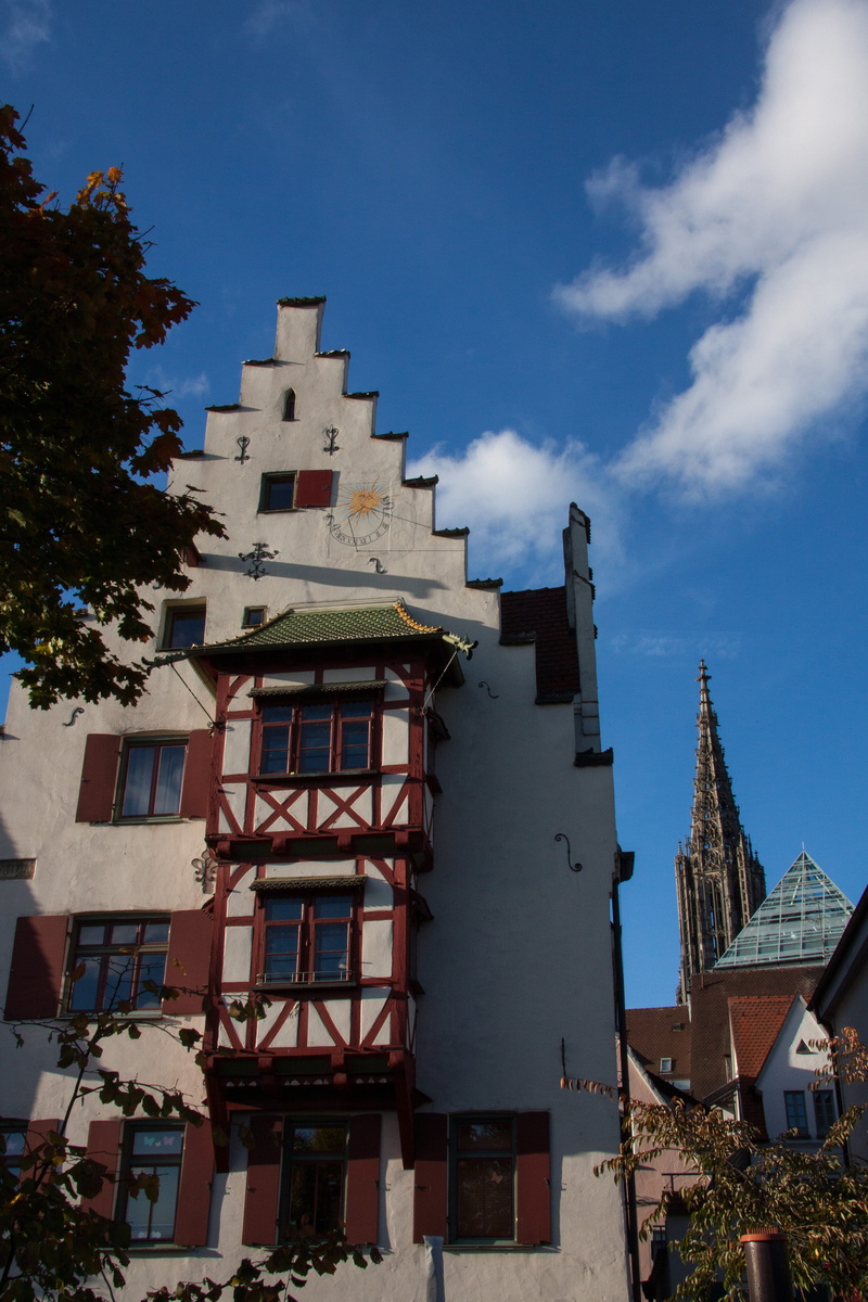 building exterior, history, sky, no people, Truss, leaves, pyramid, city, fall foliage, apartment, low angle view, sundial, Facade, religion, Gable, building