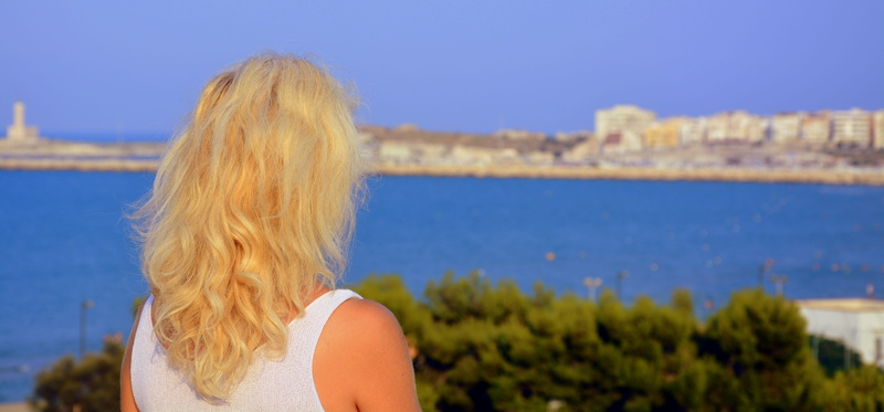 5K, italy, blonde, leisure activity, long hair, one person, trip, holiday, hairstyle, blond hair, sea, romantic, person, admiration, looking at view, admire