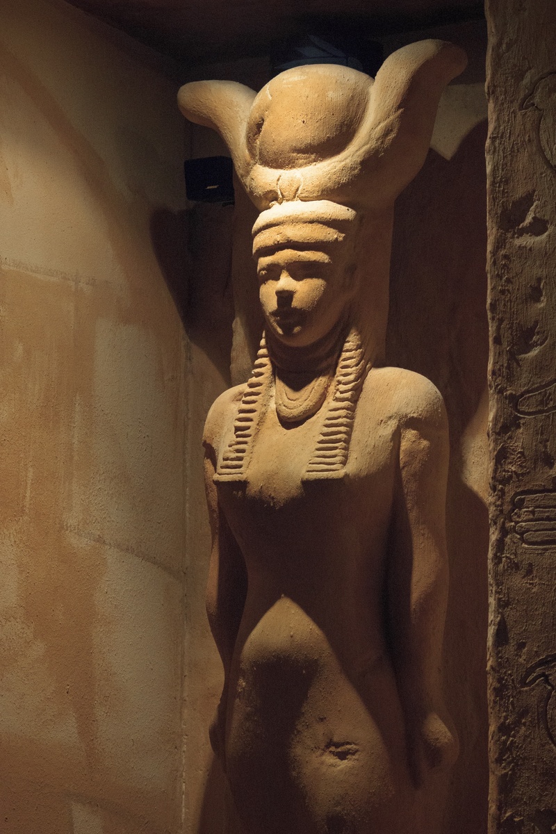 art and craft, no people, puglia, wall - building feature, architecture, lecce, egypt, egyptian, indoors, 4K, jerseys, the past, pub, history, statue