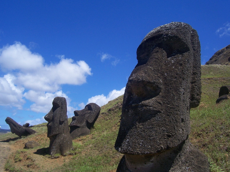 stone material, chile, no people, moai, magic, travel, wonderful, sky, travel destinations, sculpture, outdoors, cloud - sky, creativity, blue sky, statue