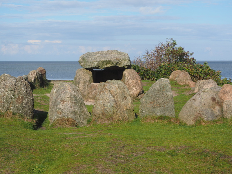 sylt, day, historically, outdoors, land, green color, megalith facility harhoog, hunebed, scenics - nature, horizon over water, water, places of interest
