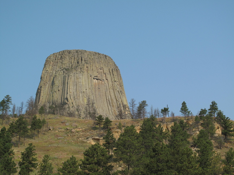 4K, rock - object, Wyoming, beauty in nature, land, outdoors, day, tranquility, no people, tree, non-urban scene, semi-arid, sky, nature, mountain, DevilS Tower