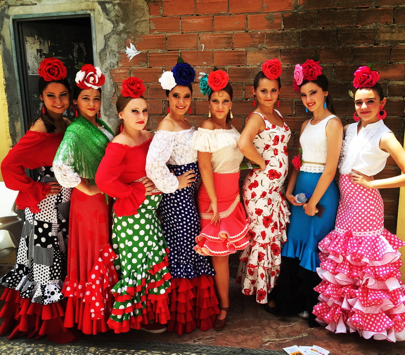 women, men, 2K, emotion, alhaurín de la torre, group of people, people, clothing, adult, togetherness, males, looking at camera, andalusia, smiling, traditional clothing