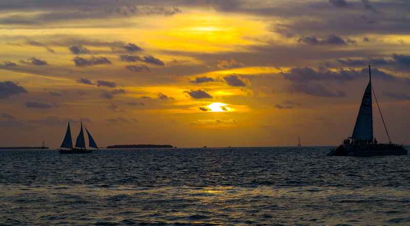 holidays, no people, 4K, sky, ocean, the ship, yacht, beauty in nature, water, nature, cloud - sky, sailboat, the dawn family, monolithic part of the waters