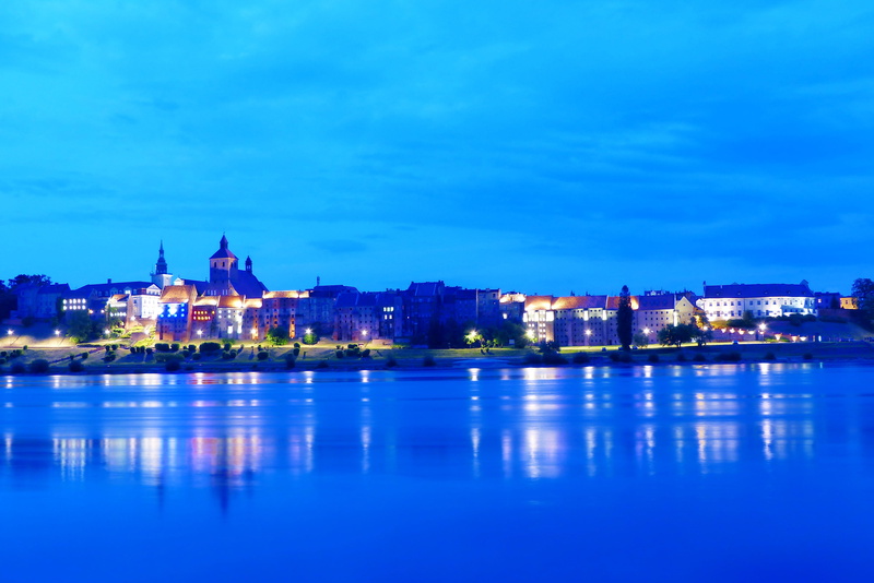 river, grudziadz, panoramic, reflection, travel destinations, blue, buildings, outdoors, the dawn family, the gothic, wisla, city, building, night, architecture