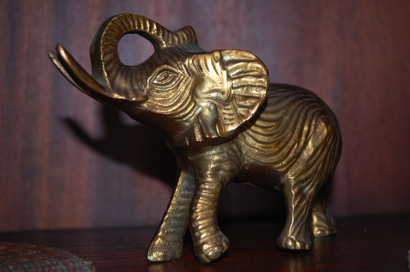 indoors, ancient civilization, art and craft, antique, animal themes, the past, figurine, decoration, sculpture, single object, the statue, the statue of
