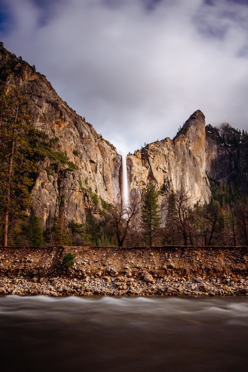 yosemite, sky, rock formation, eroded, cliff, formation, background, cloud, bridalveil, day, scenics - nature, geology, falls, solid, nature, waterfall