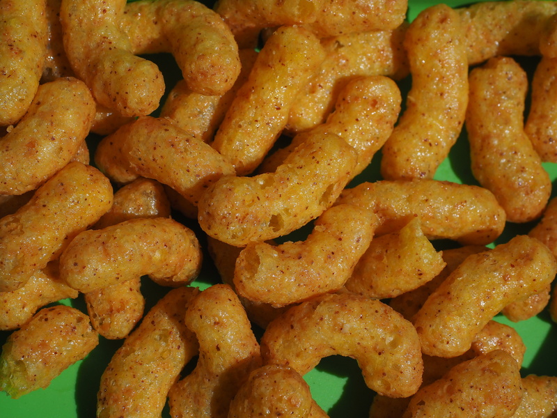 indoors, full frame, prodded, 4K, ready-to-eat, backgrounds, healthy eating, flips, large group of objects, little worm, still life, fried, peanut curls