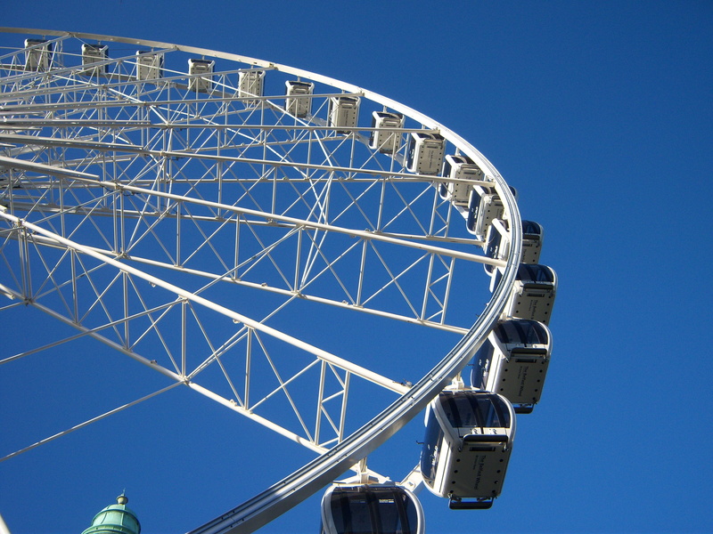 metal, circle, amusement park ride, built structure, arts culture and entertainment, ferris wheel, Wheel, Amusement, nature, architecture, day, sky, sunlight
