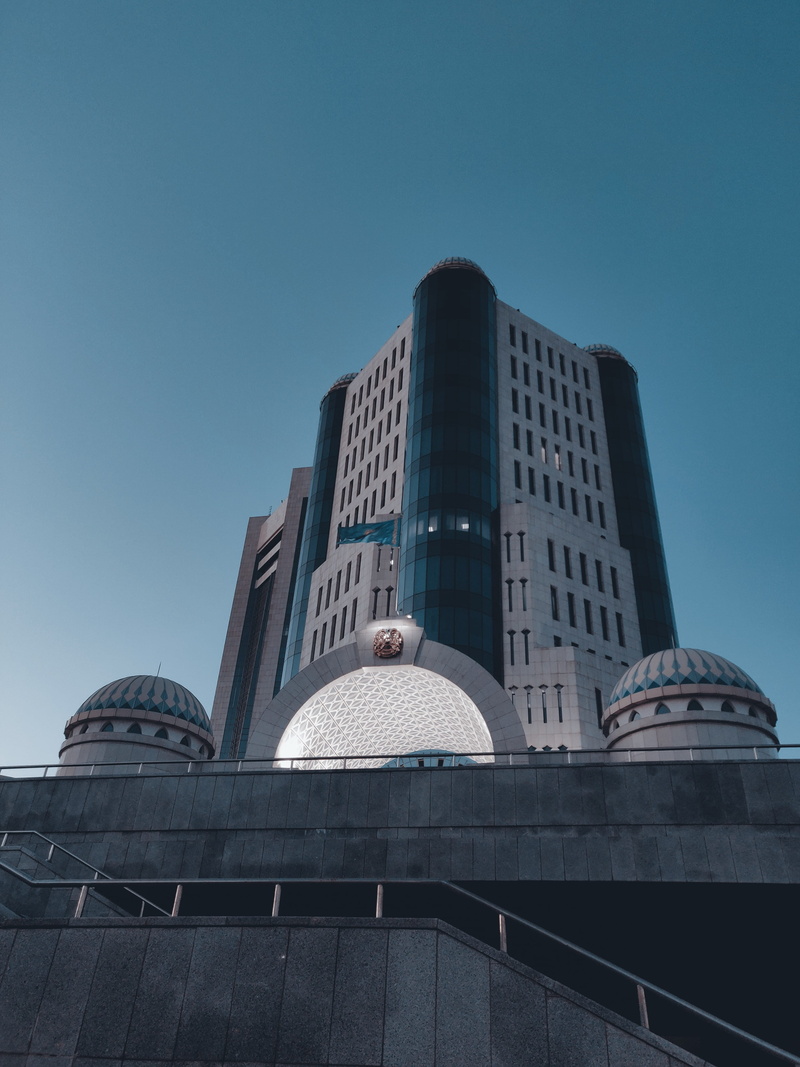 photography, high rise, parliament, outdoors, triangle, 4K, no people, architecture, white, city, tower, sunlight, spirituality, daytime, planetarium