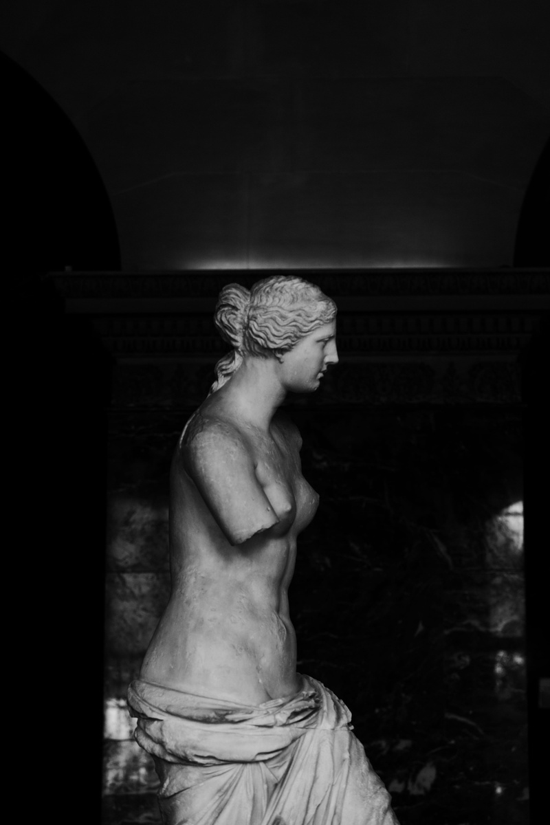 4K, young women, human representation, representation, clothing, photography, architecture, venus, statue, creativity, adult, people, fashion, indoors