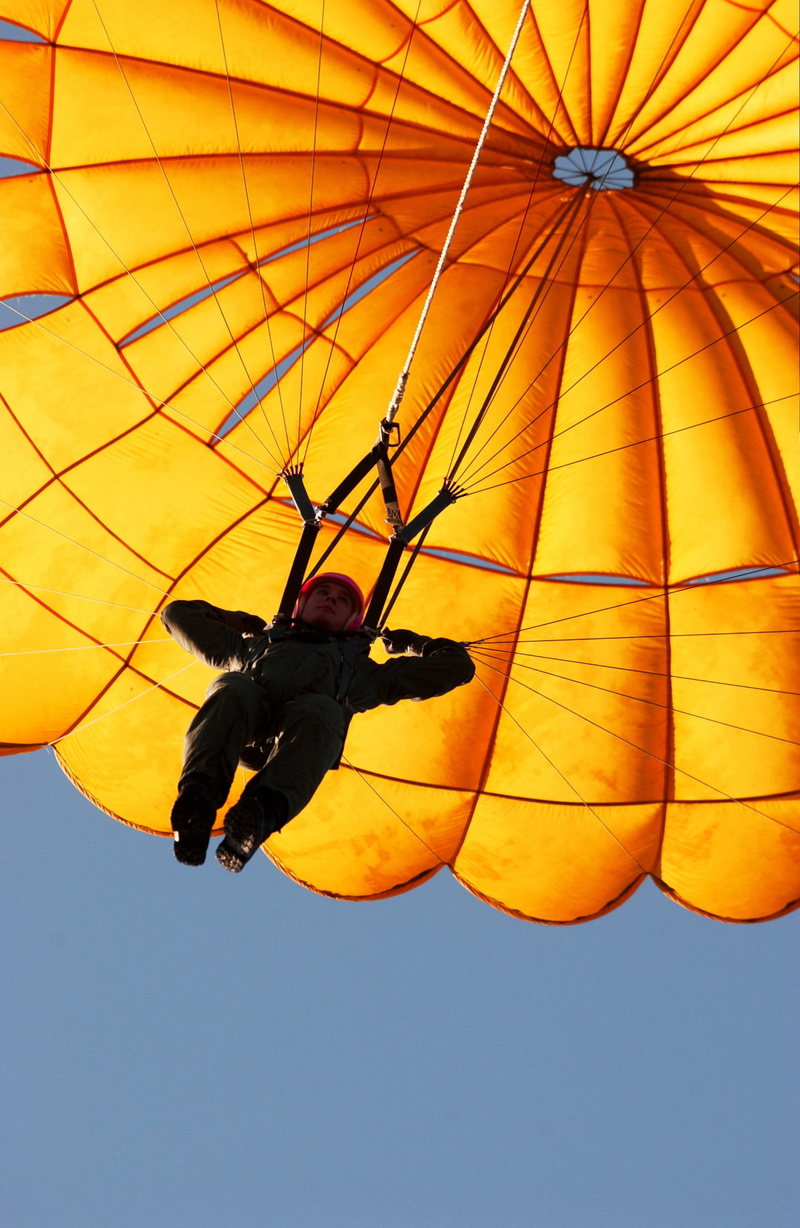 orange color, one person, high, adults only, Parasailing, nature, air, joy, dom, canopy, adventure, unrecognizable person, Fly, 2K, equipment, paragliding