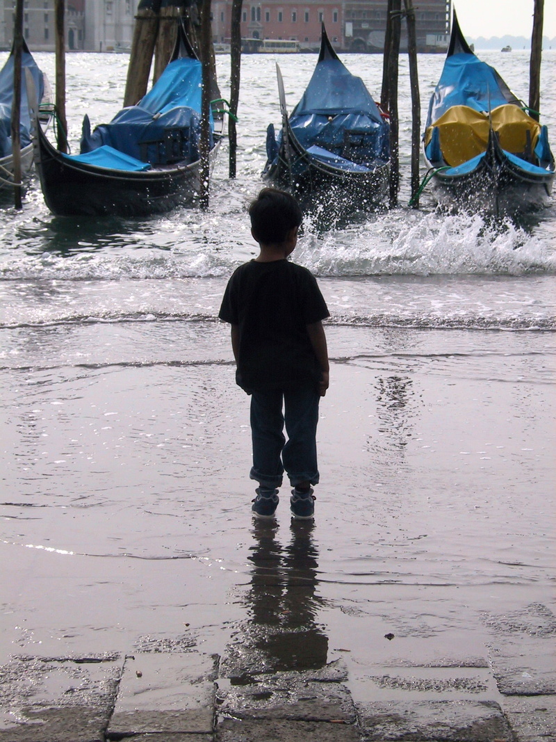 flood, tide, outdoors, piazza, boy, lifestyles, rear view, day, italy, nature, water, venice - Italy, men, sea, leisure activity, gondola, stone, nautical Vessel