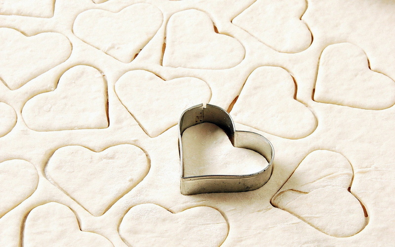 romance, heart Shape, flour, silver, connection, baked, decoration, wood - Material, sweet Food, jigsaw puzzle, food, valentines Day - Holiday, design