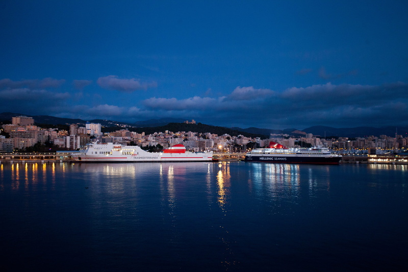 transportation, no people, palma, tourism, morgenstimmung, ship, built structure, shipping, illuminated, reflection, cruise, building, port, water, cloud - sky