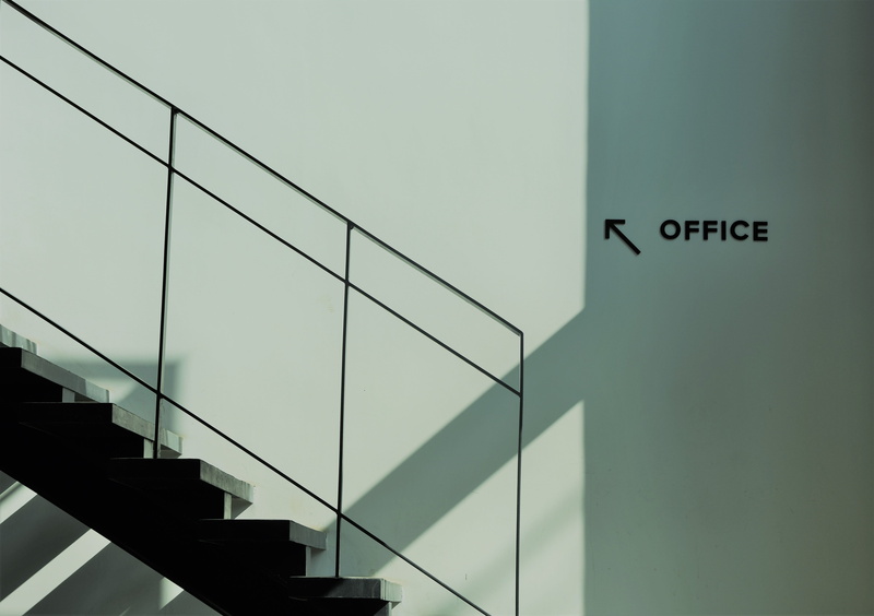 5K, building, frigid wind, wall - building feature, low angle view, architecture, built structure, guidance, stairs, building exterior, office, outdoors