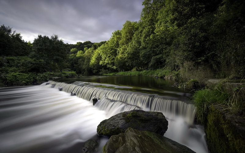 flowing water, green color, cloud - sky, stream - flowing water, long exposure, motion, sky, 1080P, day, water, running water, nature  hd pic 1920x1200