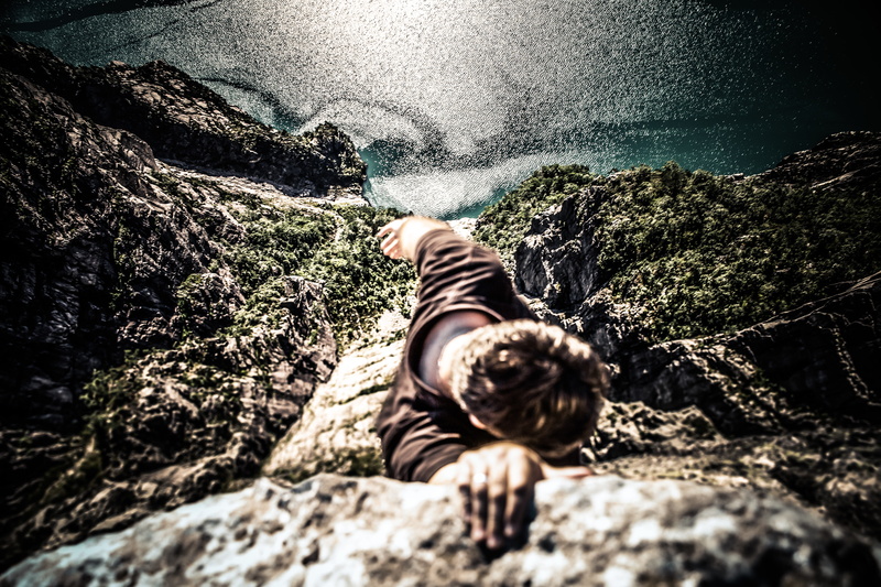 grip, Andrés Nieto Porras, rock, photographer, hook, 5K, height, photo, extreme, the view from the top