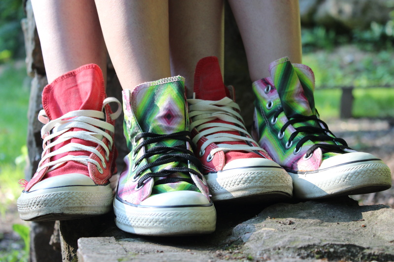 feet, fashion, one person, women, converse, person, mid, shoe, human body part, boots, green, relaxation, sitting, adult, sock, day, rise, wearing, sunlight