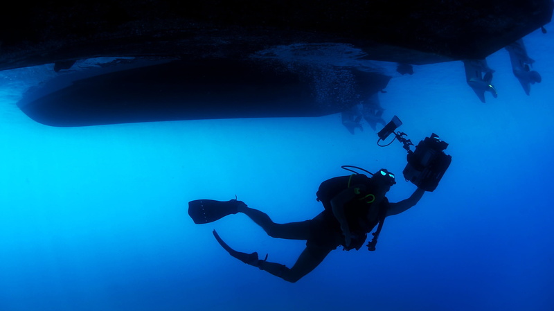 diving flipper, exploration, aqualung - diving equipment, ocean, diving Into Water, nature, sport, person, 2K, bubble, leisure activity, underwater, aquatic sport