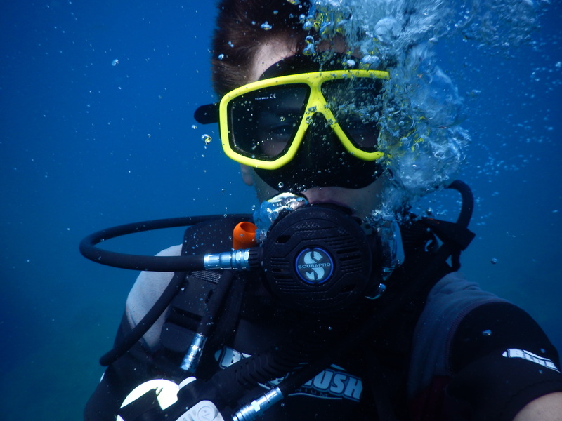eyewear, undersea, scuba diving, nature, adventure, scuba, diving equipment, aquatic sport, swimming, water, scuba mask, sea, bubble, underwater, diving