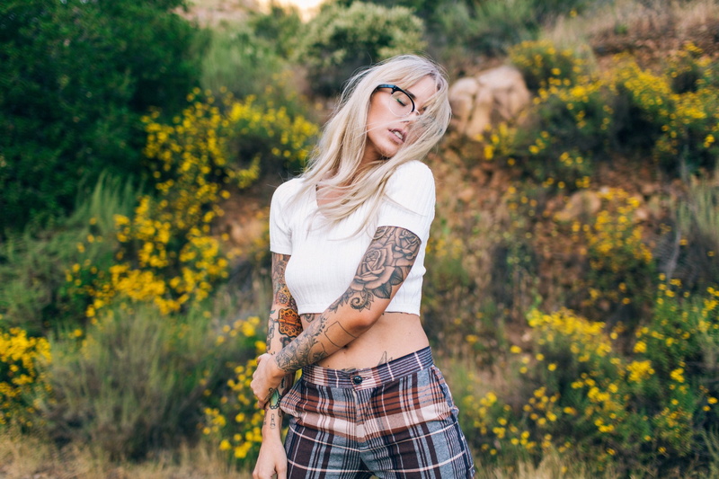 outdoors, nature, young women, adult, leisure activity, Alysha Nett, depth of field, standing, pants, plant, portrait, tattoo, hair in face, lifestyles