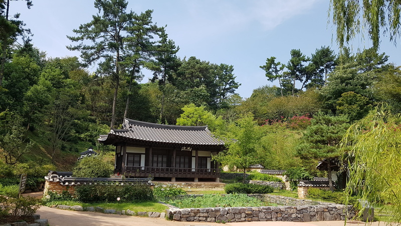 growth, no people, architecture, republic of korea, plant, built structure, 4K, day, garden, house, beauty in nature, tourism, building, building exterior